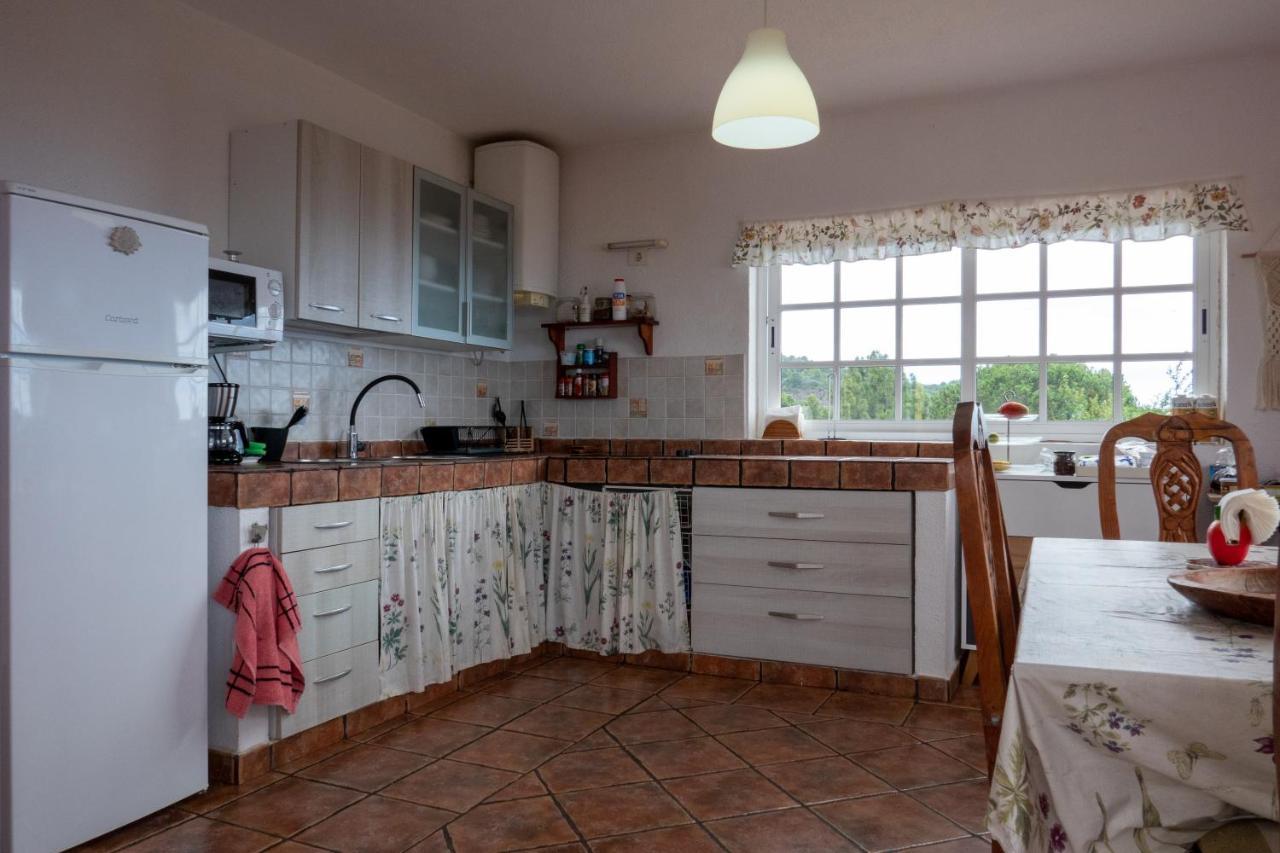 Casa Alba, Casa Rural Con Piscina-Spa Climatizada Hasta 34º Gratuito Y Vistas Al Mar Puntallana Luaran gambar